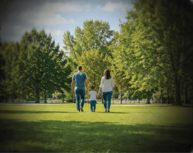A park scene with darkened peripheral areas representing mild glaucoma